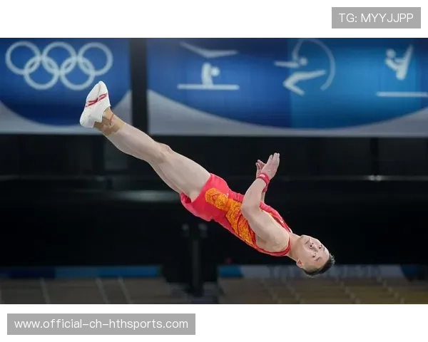 体操男团队服撞色，被网友称“最潮队伍”